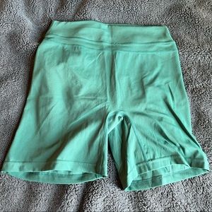 Tom tiger shorts green